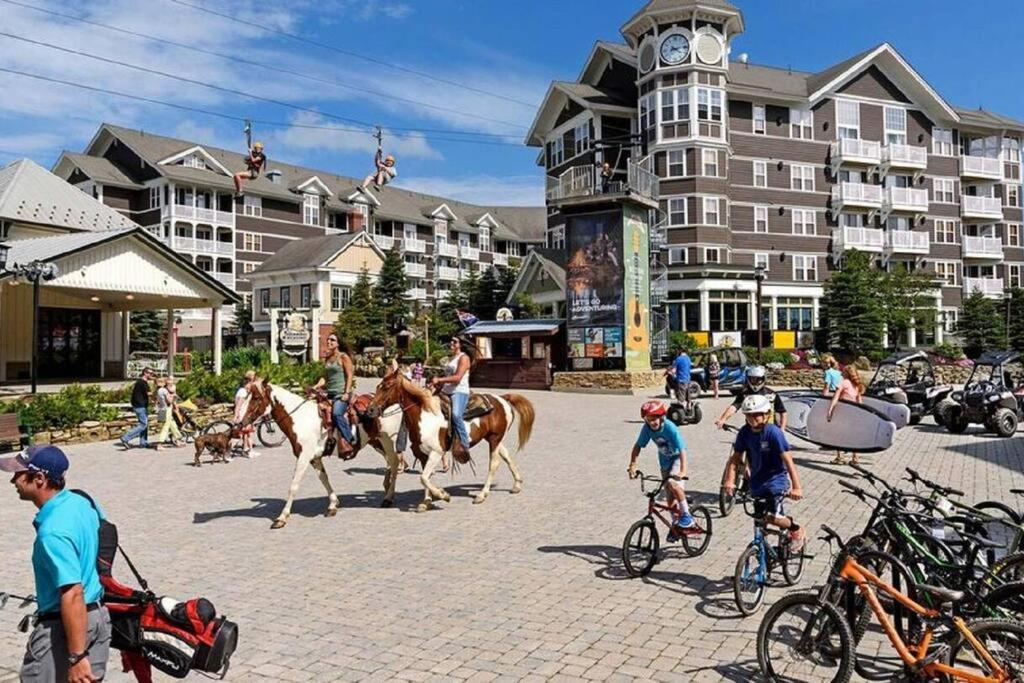Mountain Lodge Getaway, Ski-In/Ski-Out, Heart Of The Village スノーシュー エクステリア 写真
